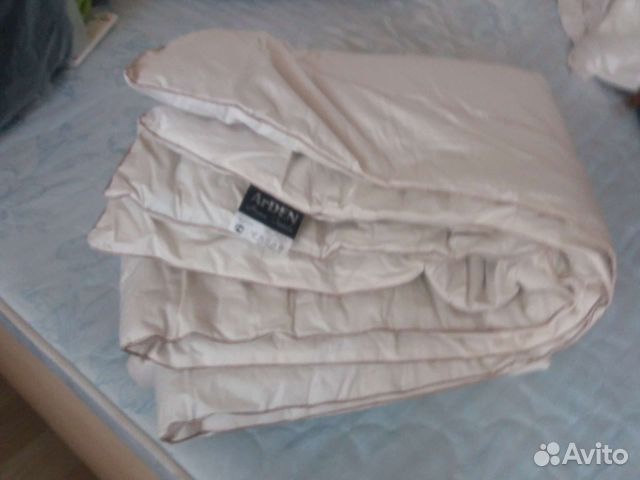 Одеяло 2х спальн.172*205 из вербл.шерсти/тик новое