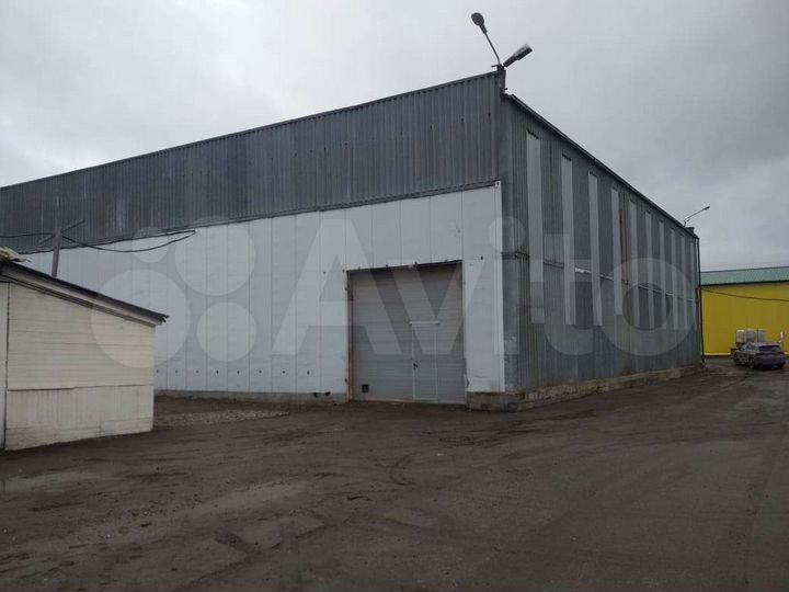 Склад, 946 м²