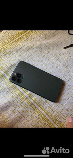 Телефон iPhone 11 про