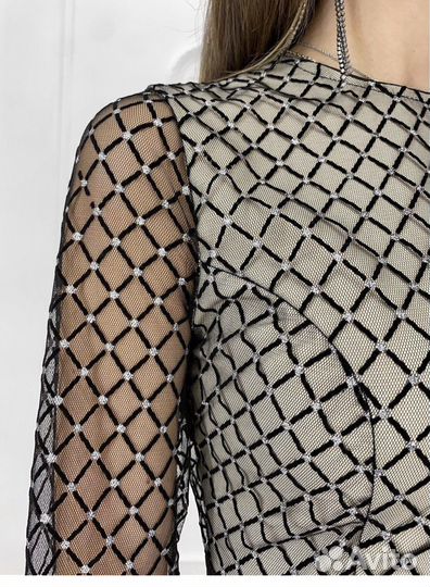 Платье праздничное