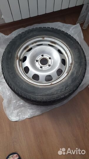 Nordman Nordman 4 215/65 R16