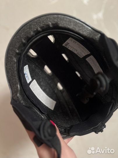 Шлем горнолыжный