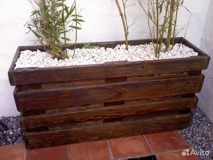 Клумбы, вазоны из дерева