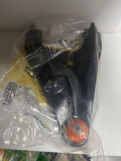 Рычаг передней подвески Рено