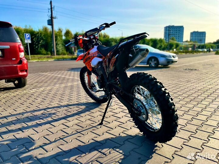Мотоцикл Regulmoto Athlete 300 птс 175FMM