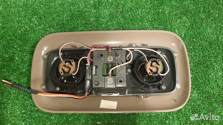 Плафоны салонные пара Chevrolet Suburban GMT400