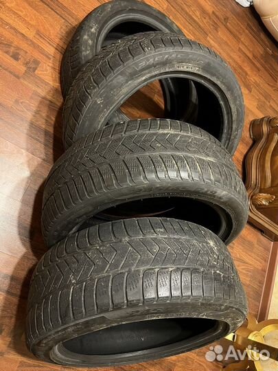 Pirelli Winter Sottozero II 245/45 R19