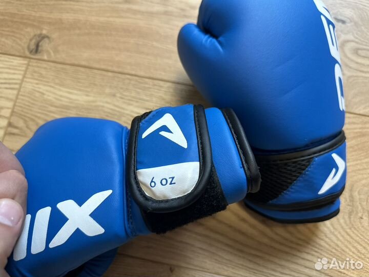 Боксерские перчатки детские 6 oz demix