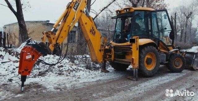 Услуги. Аренда Экскаватор- погрузчик. Гидромолот