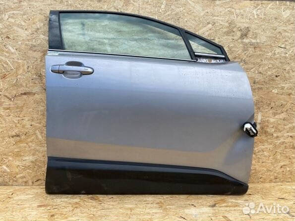 Дверь передняя правая Тойота C-HR 2016-2023