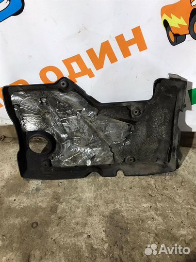 Крышка двигателя,накладка декоративная ваз 2112(1