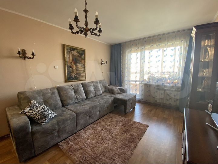 3-к. квартира, 74 м², 10/14 эт.