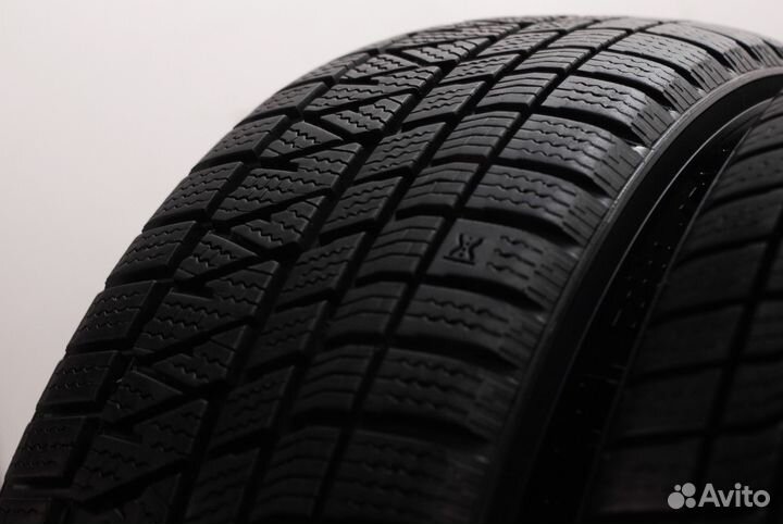 Kumho WinterCraft WS71 215/70 R16 100T