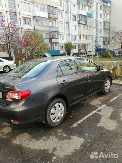 Toyota Corolla 1.6 МТ, 2012, битый, 147 099 км