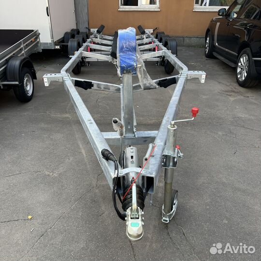 Прицеп для катера до 8.2м на 3.5 тонны