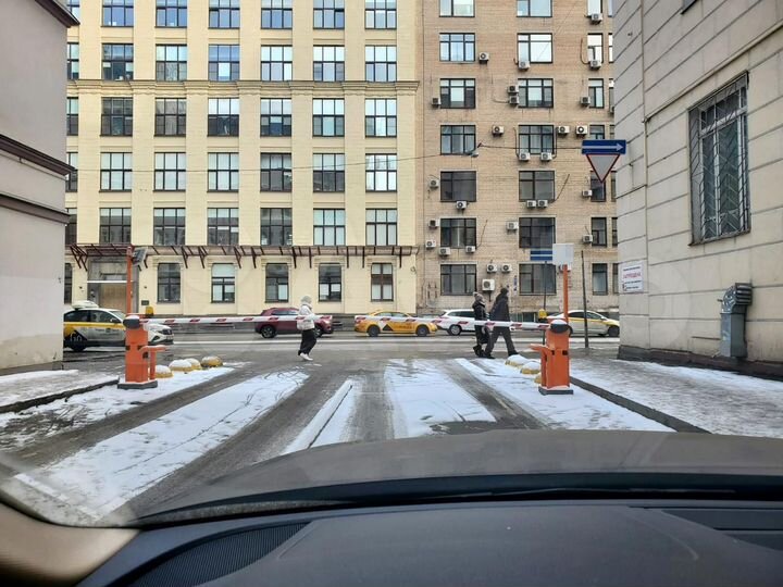 Машиноместо, 15 м²