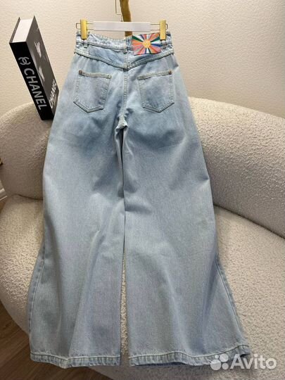 Стильные джинсы chanel