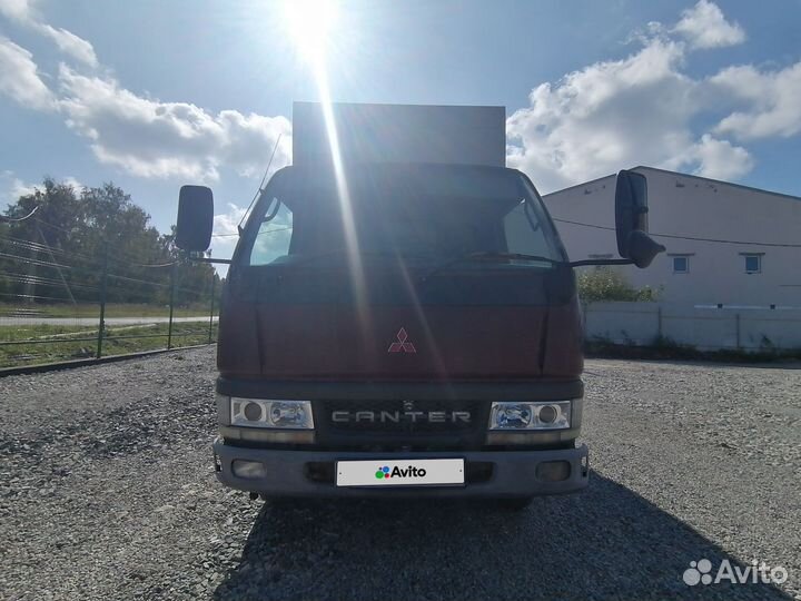 Mitsubishi Fuso Canter промтоварный, 2001