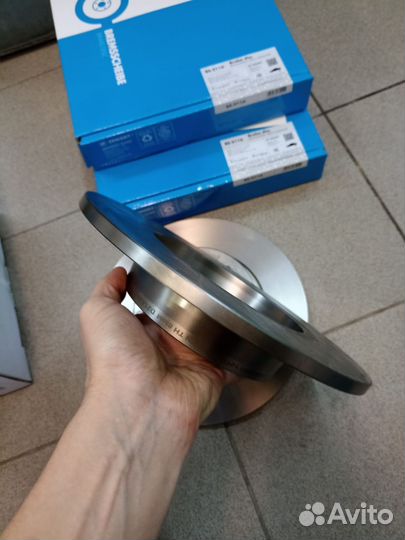 Задний тормозной диск VW Golf 6, Jetta, Skoda Yeti