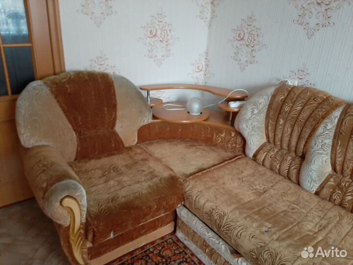 Диван спальный бу с креслом