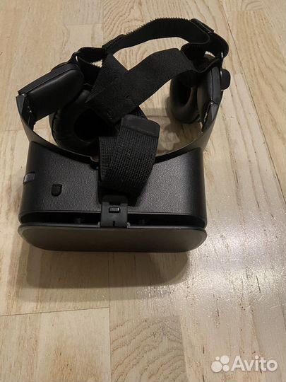 Очки виртуальной реальности для смартфона