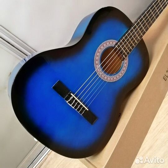 Гитара новая классическая полноразмерная