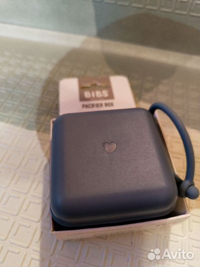 Соска пустышка bibs с контейнером для стерилизации