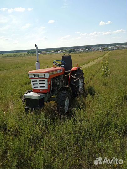 Мини-трактор YANMAR YM2210BD, 2000