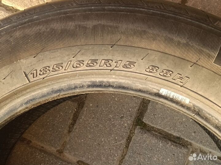 Nexen N'Fera SU4 185/65 R15