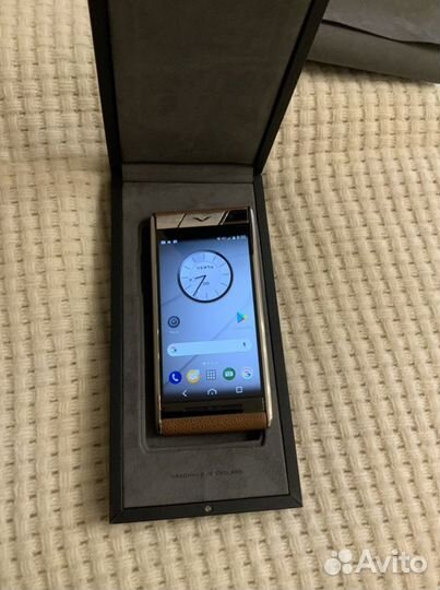 Vertu Aster Tangerine Karung, 2/64 ГБ