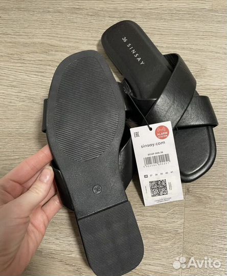 Сандалии женские