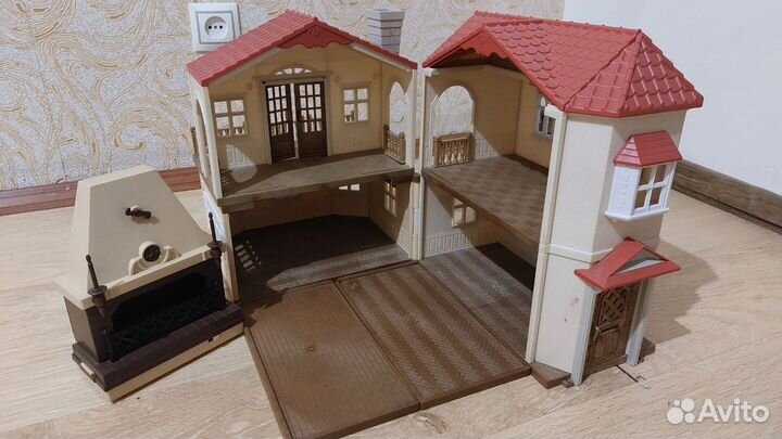 Домик для кукол