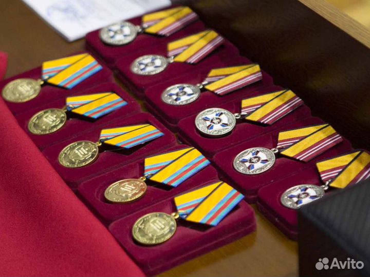 Значки и медали на заказ