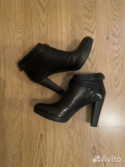 Ботильоны 41 р новые женские ботинки черные