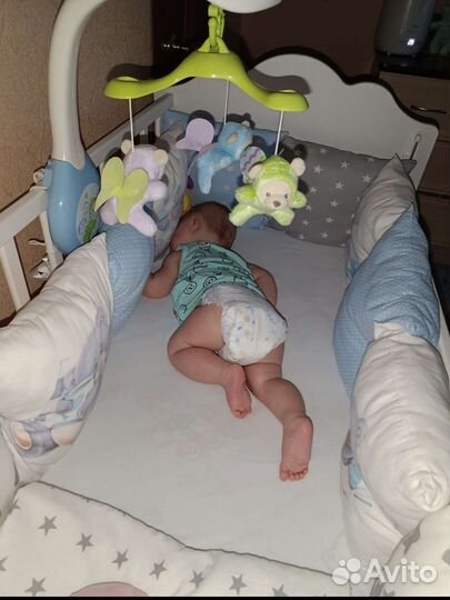 Мобиль на кроватку fisher price