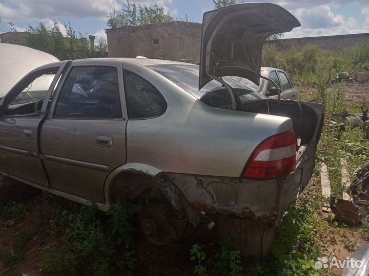 Замок багажника Opel Vectra B седан