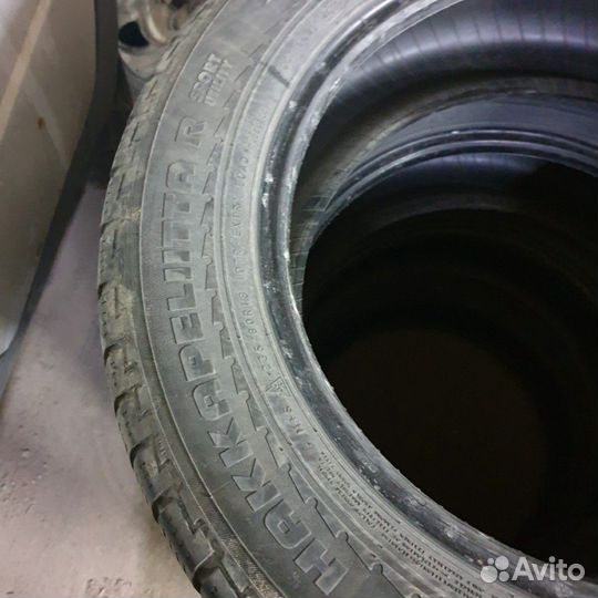 Nokian Tyres Hakkapeliitta R SUV 235/60 R18