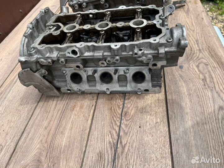 Головка блока цилиндров Audi A8 седан 3.2 2007