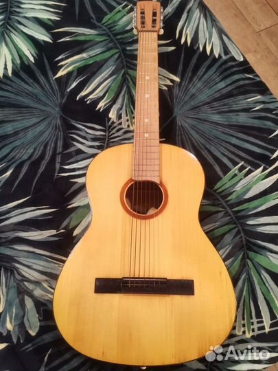 Новая 7стр Акустическая гитара (Луночарка) 4/4