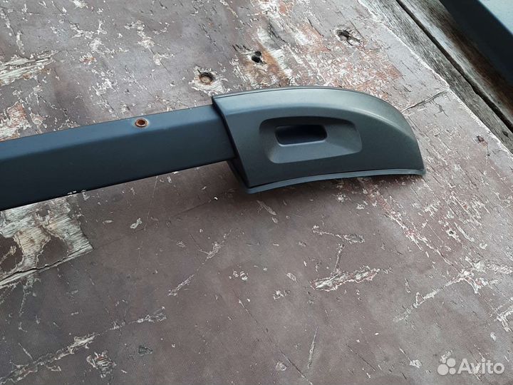 Рейлинг правый Рено Дастер