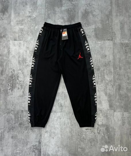 Спортивные штаны