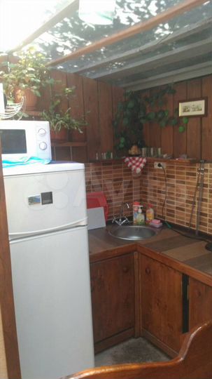 Комната 15 м² в 1-к., 1/2 эт.