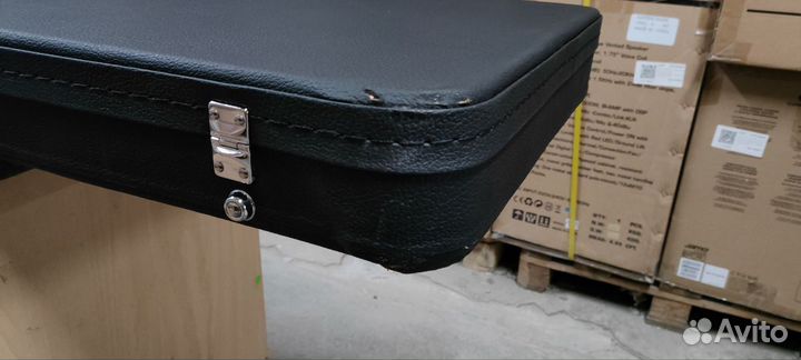 Кейс для гитар gator GWE-extreme (арт. 300279)