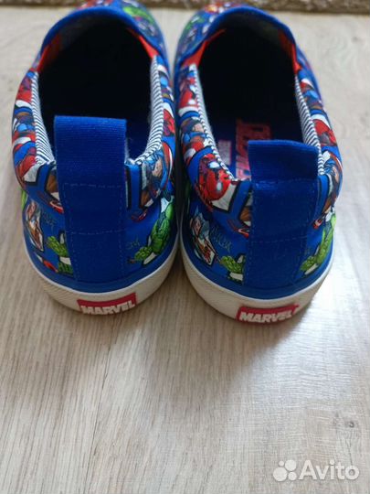 Слипоны Marvel