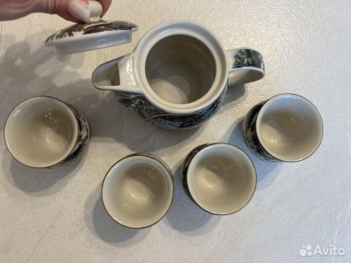 Чайник заварочный и пиалы с двойными стенками