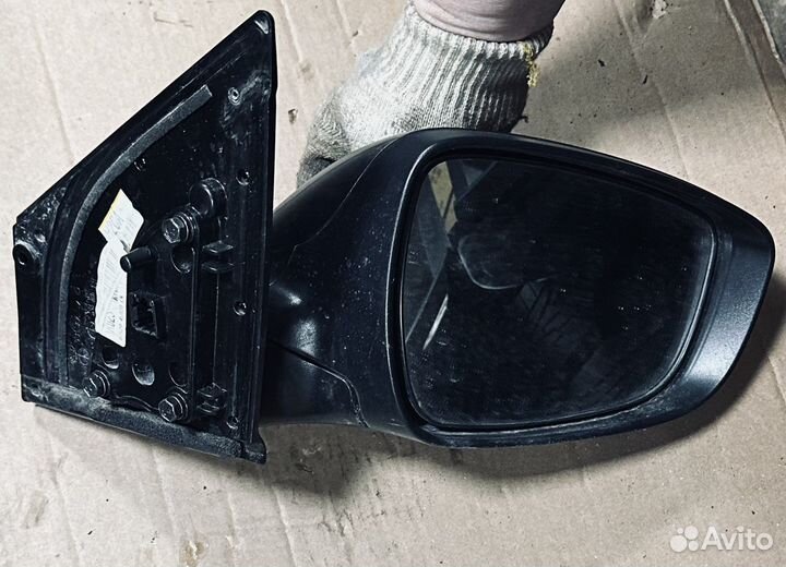 Зеркало переднее правое Hyundai Solaris 1