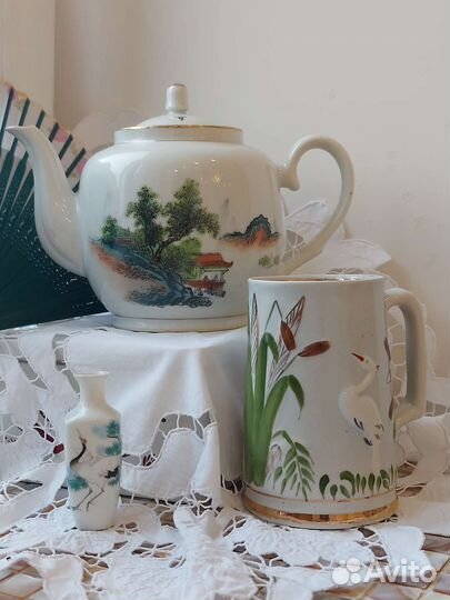 Посуда.Молочники, чайник, кружка, графин