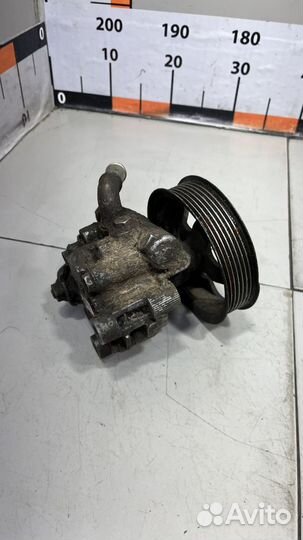 Насос гидроусилителя Toyota Avensis 1 T220