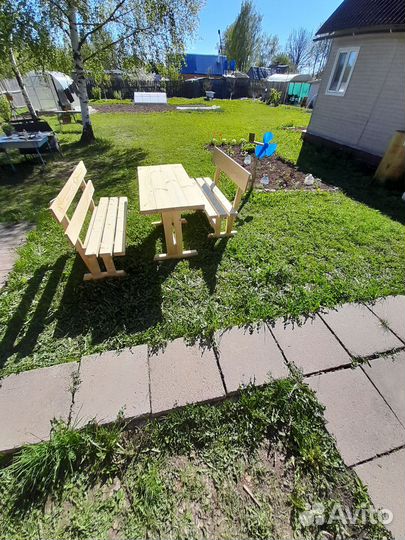 Стол и скамейки на дачу