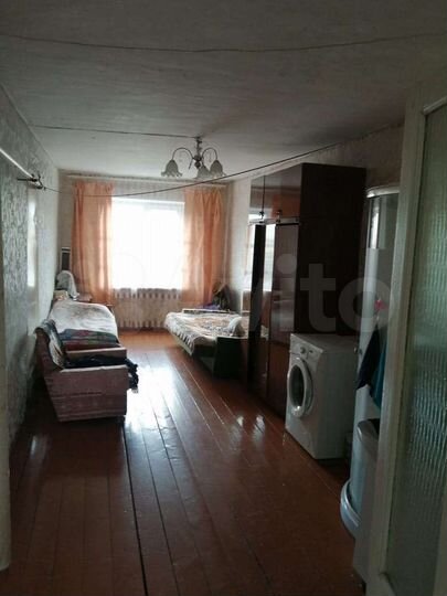 3-к. квартира, 90 м², 1/1 эт.